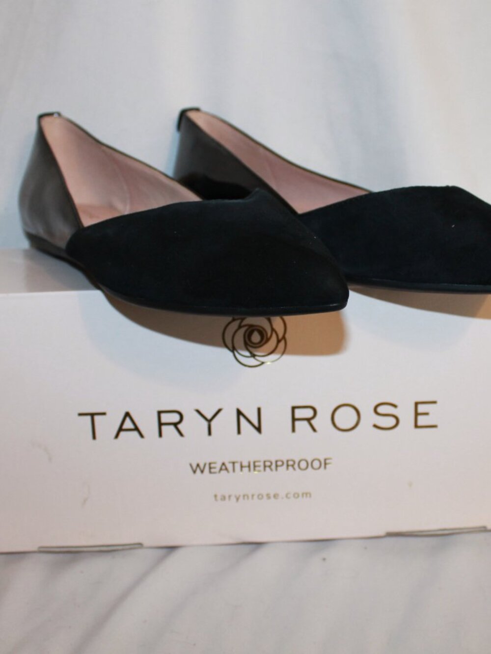 Taryn Rose women's black suede pointed toe - Size 7